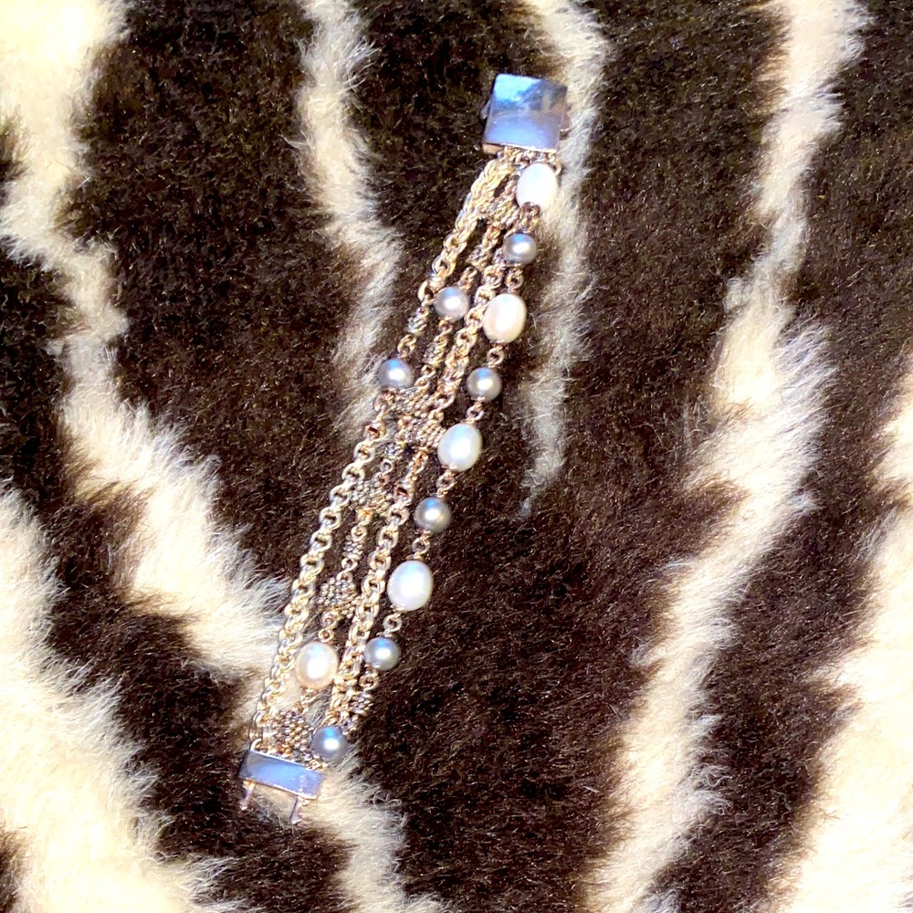 Michael Dawkins Silver and White Pearl Bracelet🖤🍒❤️‍🔥😻